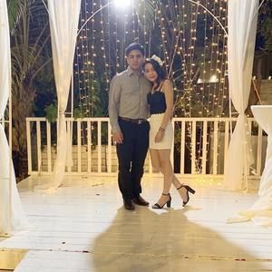 Meet your Posher, Hằng